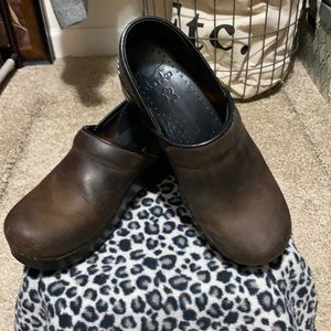 Dansko cowhide clog